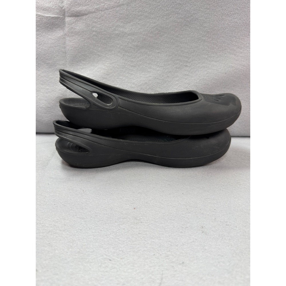 Crocs Olivia Black Slingback Ballet Flats Women Size 8 Laser Cut Petal Slip On - Picture 2 of 11